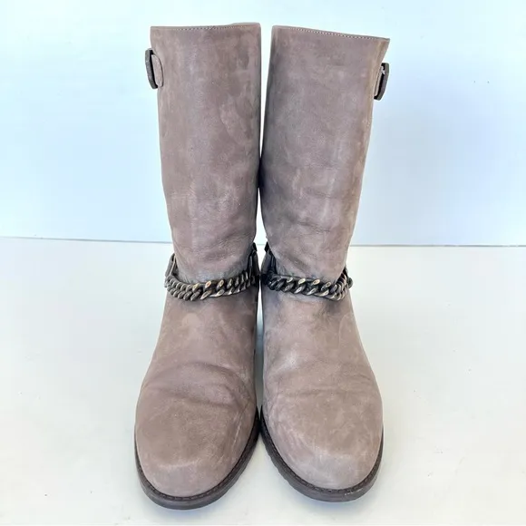 STUART WEITZMAN Citylink Taupe Suede Metal Link Chain Moto Biker Boots Sz 7.5 W