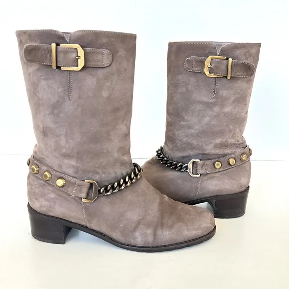 STUART WEITZMAN Citylink Taupe Suede Metal Link Chain Moto Biker Boots Sz 7.5 W
