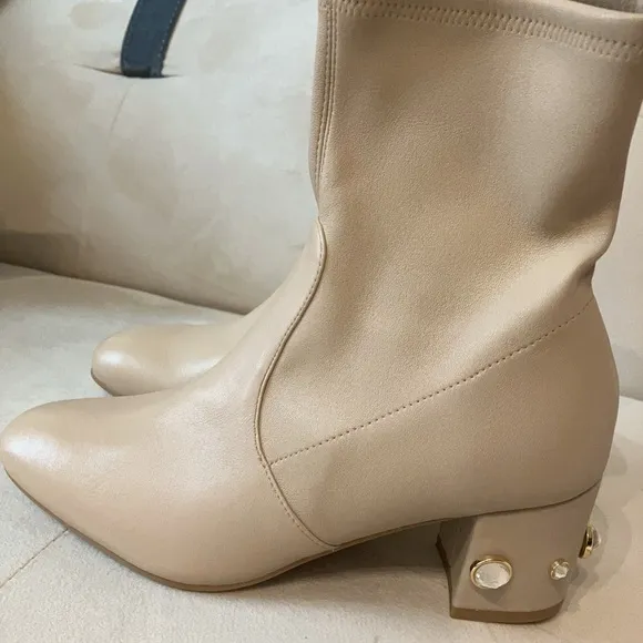Stuart Weitzman Cream Heeled Boots with Decorative Hardware