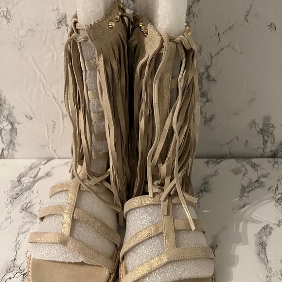 Stuart Weitzman Suede Fringe Gladiator Sandals Shoes Women's Size 9 size 40 NEW