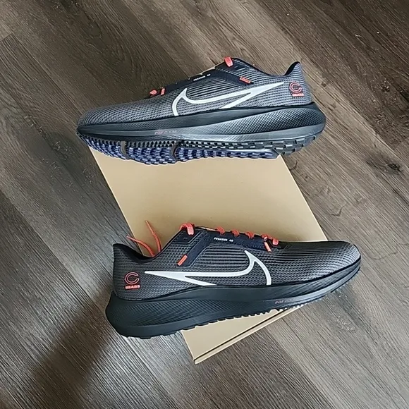 Sz 10 Nike Zoom Pegasus 40 Chicago Bears DZ5989-001 Men's Running Shoes NFL