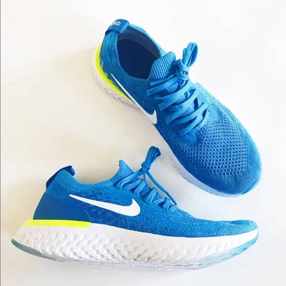 Sz 6🌹Nike Epic React flyknit running shoes