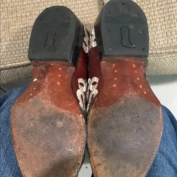 Tan and Brown Western Cowboy Boots with Decorative Stitching