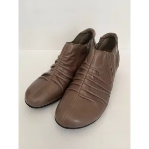 Taos Highness Ankle Boots Women’s Size 7.5