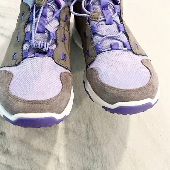 TEVA Arrowood Mid Waterproof Hiking Shoes Purple Gray 6 Like New