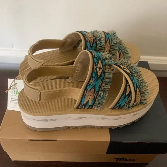 Teva platform sling back sandal💥size 7, size 8, size 9