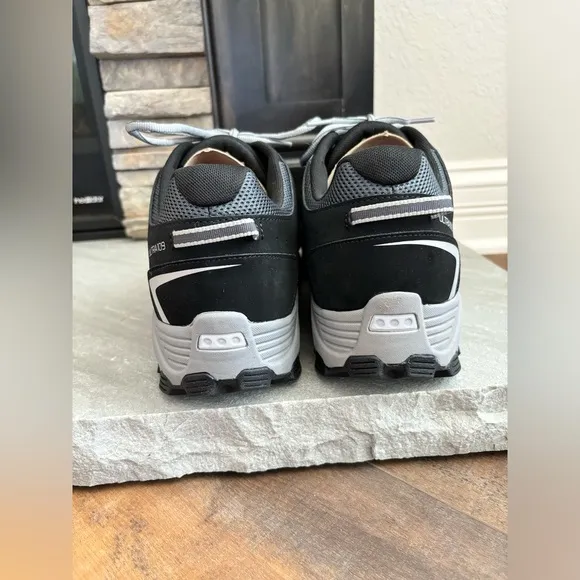 The North Face Mens Ultra 109 Waterproof Hiking Shoes Sz 16 Black Grey Trail NEW
