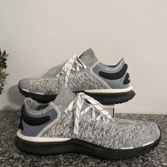 The North Face‎ Men's Vection Escape Knit Hiking Running Shoes 10.5 Grey