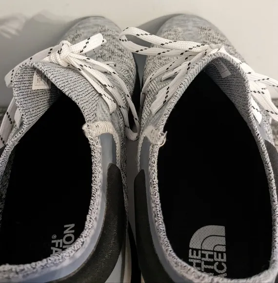 The North Face‎ Men's Vection Escape Knit Hiking Running Shoes 10.5 Grey