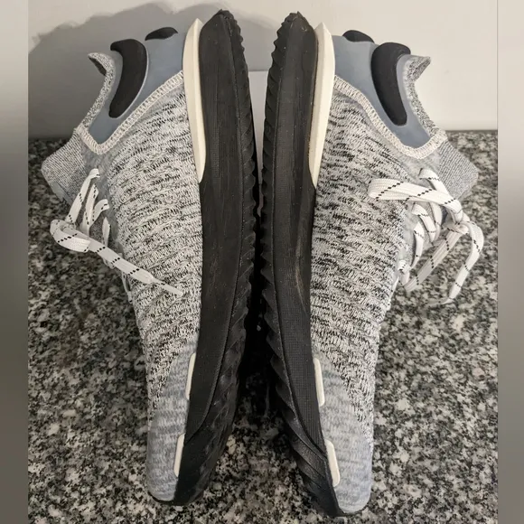 The North Face‎ Men's Vection Escape Knit Hiking Running Shoes 10.5 Grey