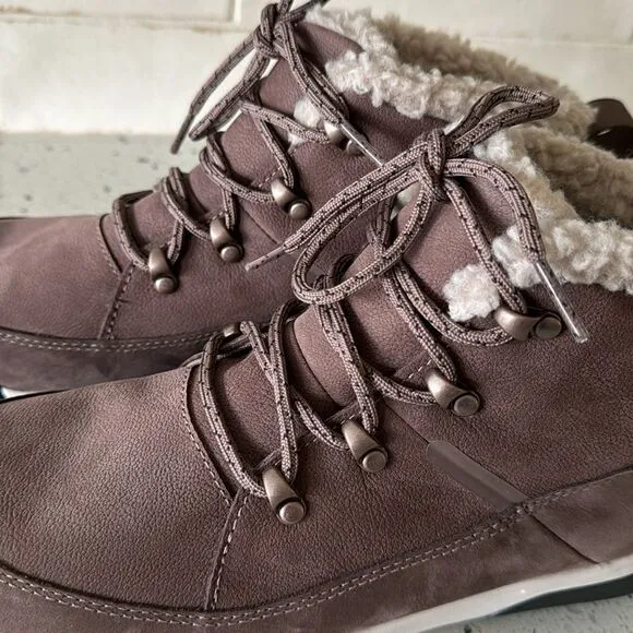 THE NORTH FACE Sierra Leather Mid Lace Waterproof Boots Performance Shoes Sz 9.5