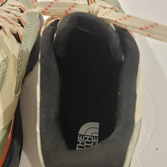 The North Face Vectiv Taraval Men's 12 Hiking Shoes Sneakers Without Box