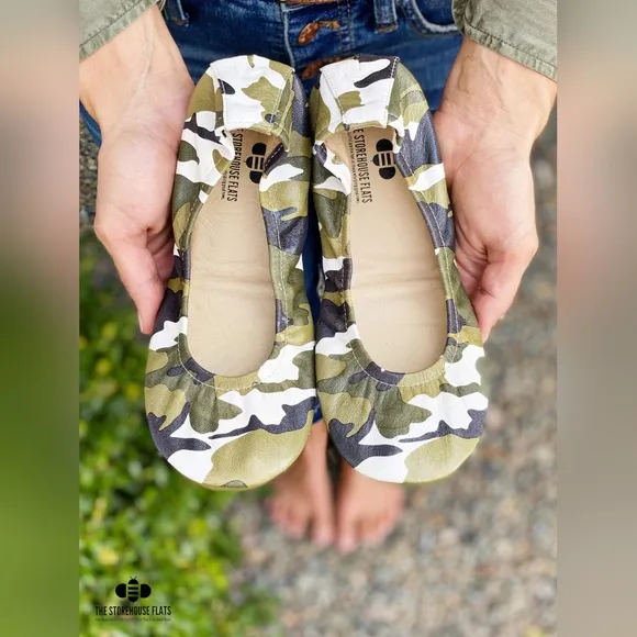 The Storehouse Flats - Classic Camo size 10 Leather Green DISCONTINUED