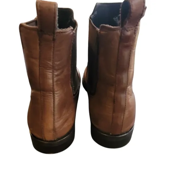 Thursday Boot Company Womens 7.5 Duchess Chelsea Ankle Boots