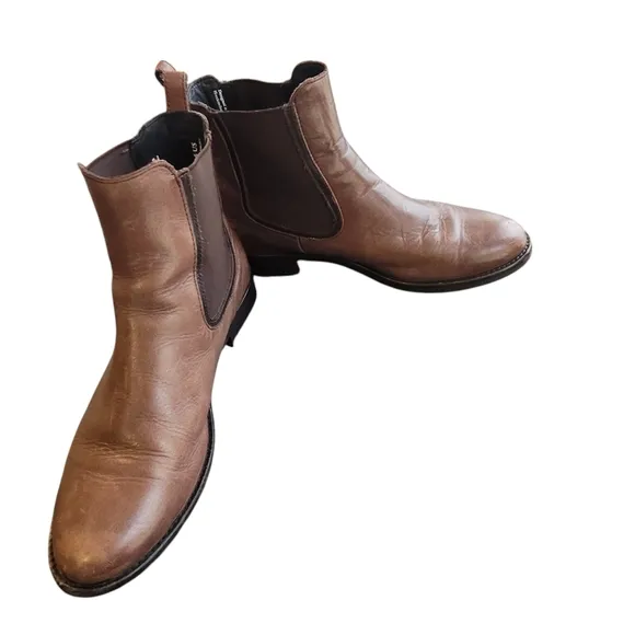Thursday Boot Company Womens 7.5 Duchess Chelsea Ankle Boots