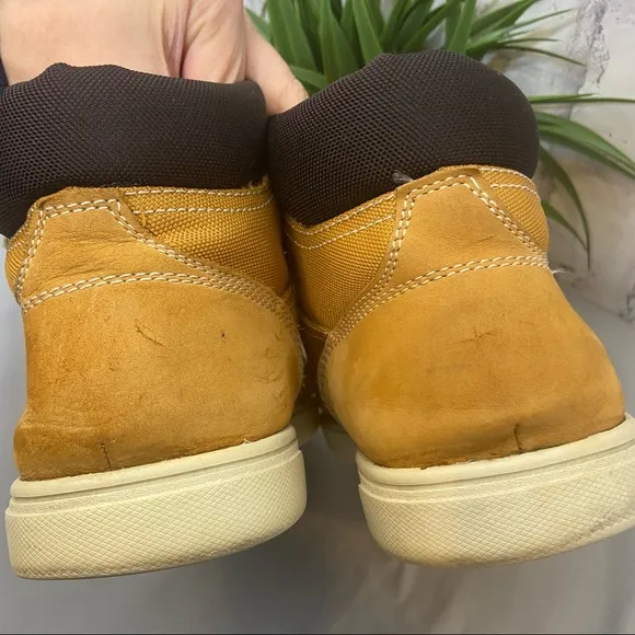 Timberland Men's Wheat Chukka Boots