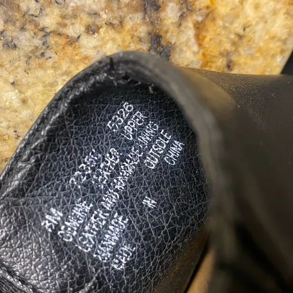 Timberland Waterproof Low Cut Chelsea Boots in Black Leather