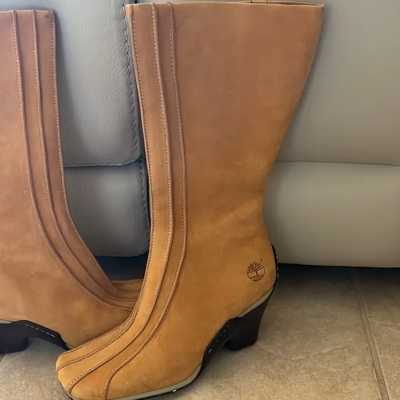 Timberland Women's Leather Wheat Uptown All Zip Knee High Boots Size 6.5M