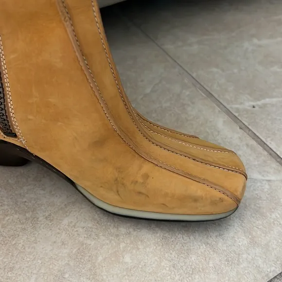 Timberland Women's Leather Wheat Uptown All Zip Knee High Boots Size 6.5M