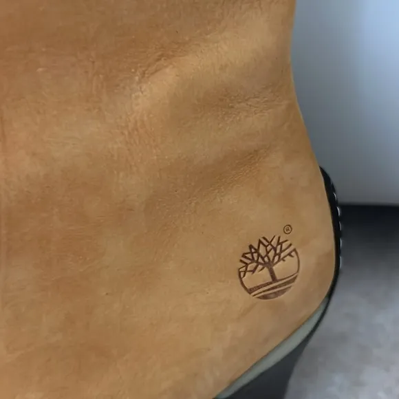 Timberland Women's Leather Wheat Uptown All Zip Knee High Boots Size 6.5M