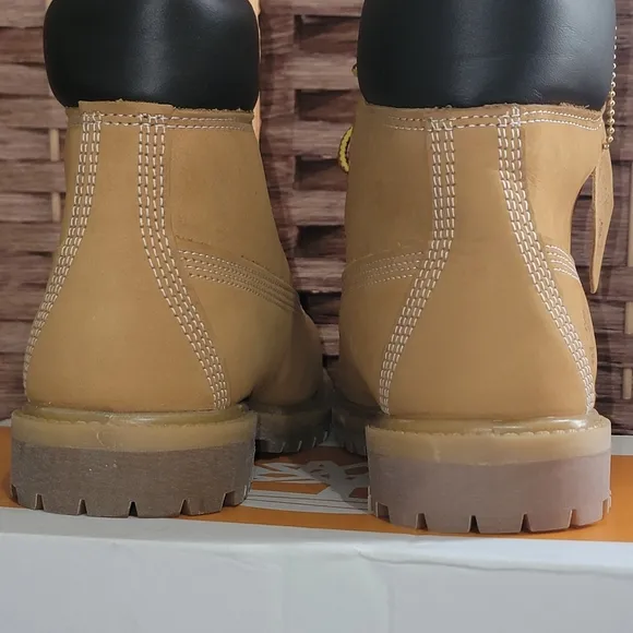 Timberland Women's Premium 6 In Lace Waterproof Boot Wheat