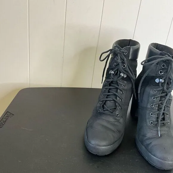 Timberland Womens Size 7.5 Camdale Field Lace Ankle Boots Black Nubuck A1KD4