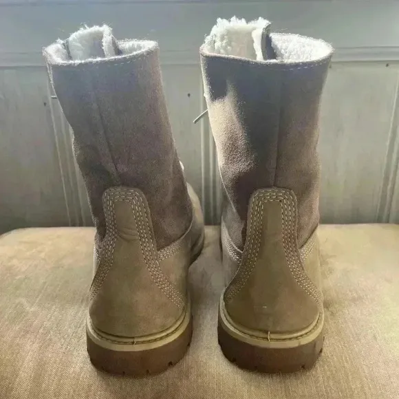 TIMBERLAND|tan suede shearling waterproof cold weather lace up boots|9