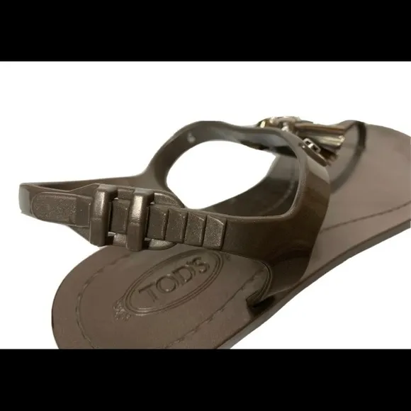 Tod's Tassel Thong Jelly Sandals in Nickel