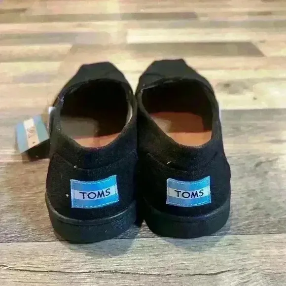 TOMS - CLASSICS YOUTH SHOES 2.0 FOR KIDS Sz. 5.5Y