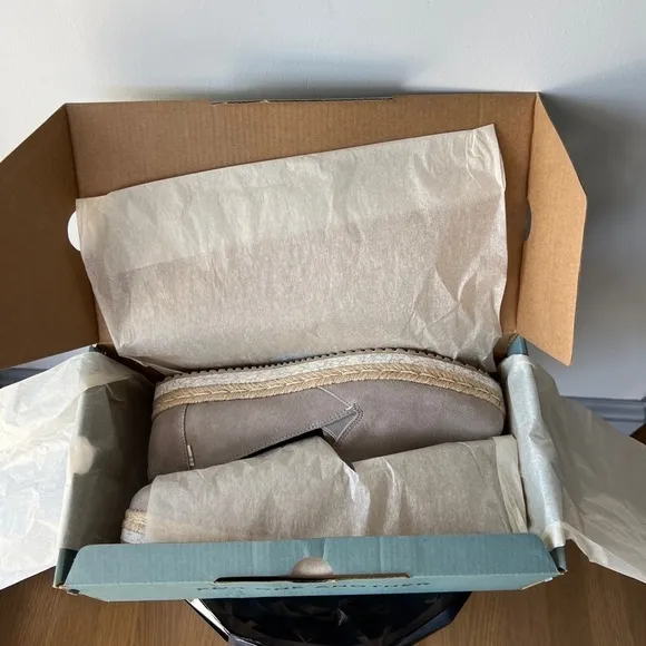 TOMS Palma Drizzle Grey Suede Slip On