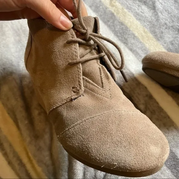 Toms suede wedge ankle boots