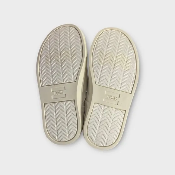 TOMS x Disney Princess Leia Shoes