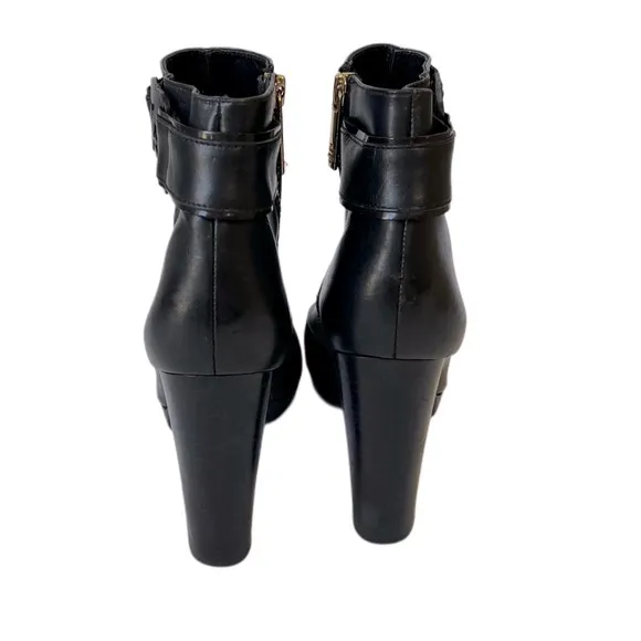 Tory Burch Genuine Leather Black High Heeled Boots Zipper Strap 9