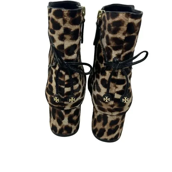 TORY BURCH LAILA 50 MM Bootie Boots Calf Hair size 8 block heel leopard print