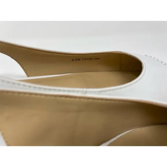 Trotters Womens Halsey Flat White Adjustable Ankle Strap Size 8.5
