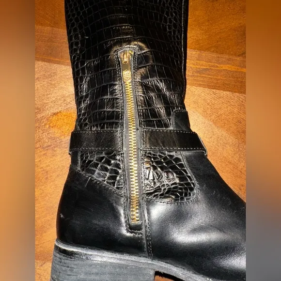 UEC nce Camuto Zennia Tall Boot with Stretch Back Sz 7.5/37.5