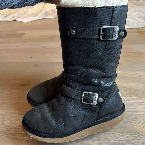 UGG Australia Black Fully Lined Kensington Moto Boots Size US 3