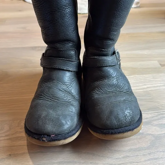 UGG Australia Black Fully Lined Kensington Moto Boots Size US 3