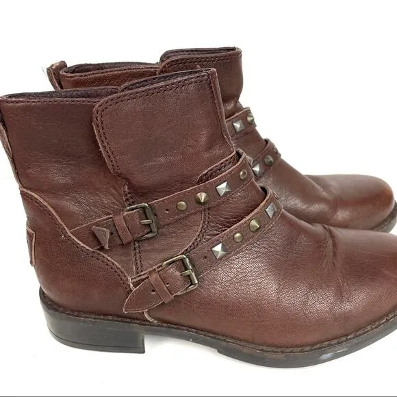 UGG Australia Camile Brown Leather Buckle Ankle Strap Boots Size 5