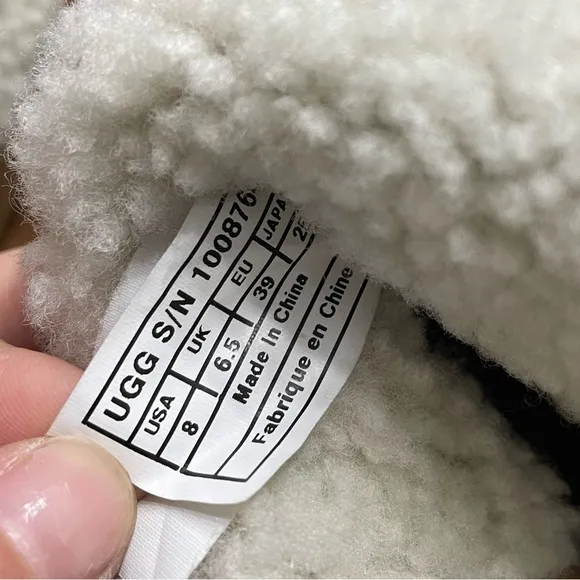 UGG AUSTRALIA Charlee Chestnut Ankle Boots With Sherpa Cuff Detail