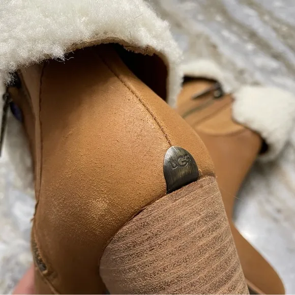 UGG AUSTRALIA Charlee Chestnut Ankle Boots With Sherpa Cuff Detail