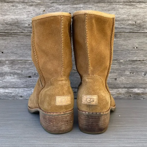 UGG Australia Cyrinda Boots