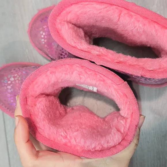 Ugg Australia Girls Pink Ankle Leather Sheepskin Boots Shoes Sz 3