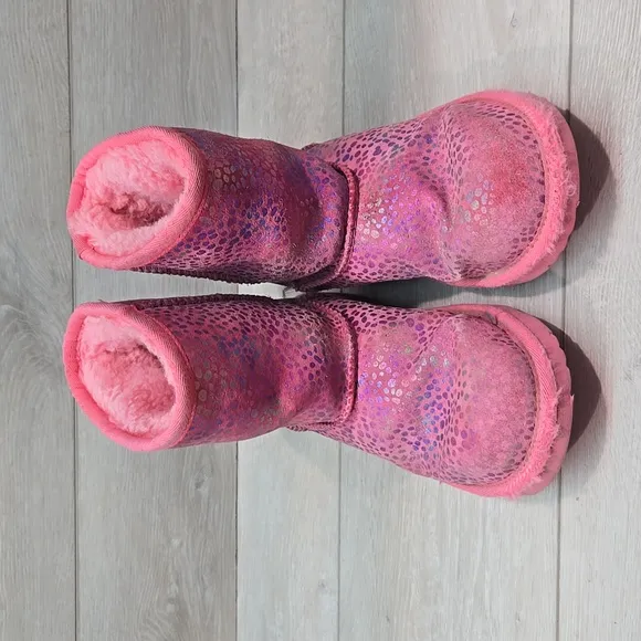 Ugg Australia Girls Pink Ankle Leather Sheepskin Boots Shoes Sz 3