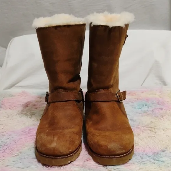 UGG Australia Noira Brown Winter Boots W Sheepskin Lining Sz.10 Worn Once
