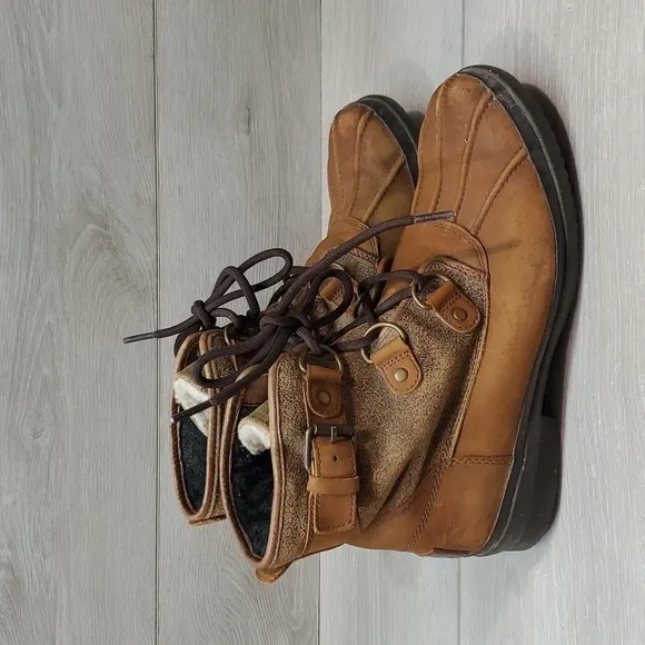 Ugg Australia Women Cecile Waterproof Ankle Boots shoes sz 7.5