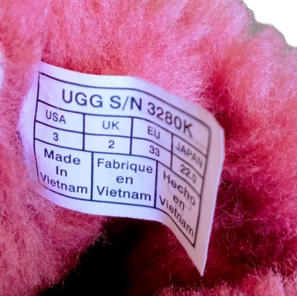 UGG Bailey Bow ll Water Resistant Genuine Shearlin