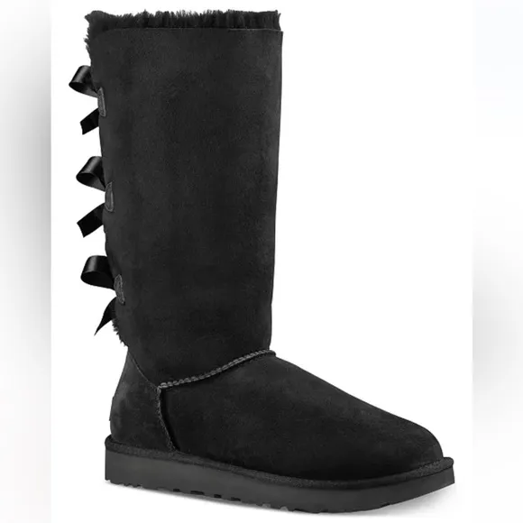 UGG Bailey Bow Tall II Black Size 5