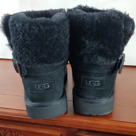 UGG Black Fur-Lined Boots - 7