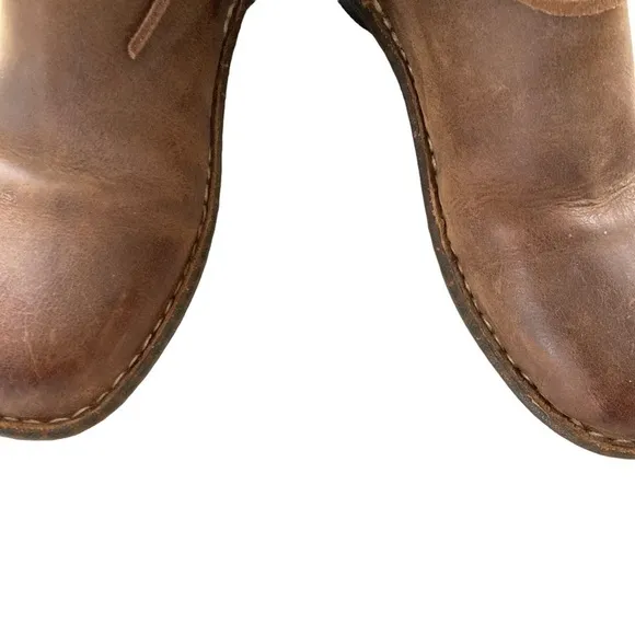 UGG Brown Leather/Sheep Skin Caspia Lace- Up  boots Sz 6